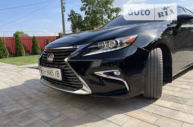 Седан Lexus ES 2018 в Одессе