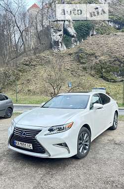 Седан Lexus ES 2014 в Києві