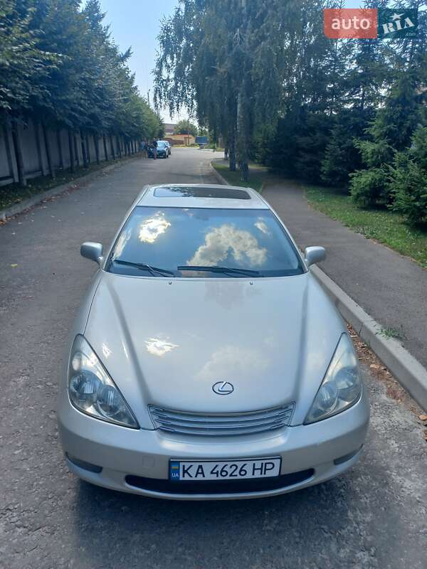 Седан Lexus ES 2003 в Киеве
