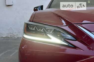 Седан Lexus ES 2019 в Одессе