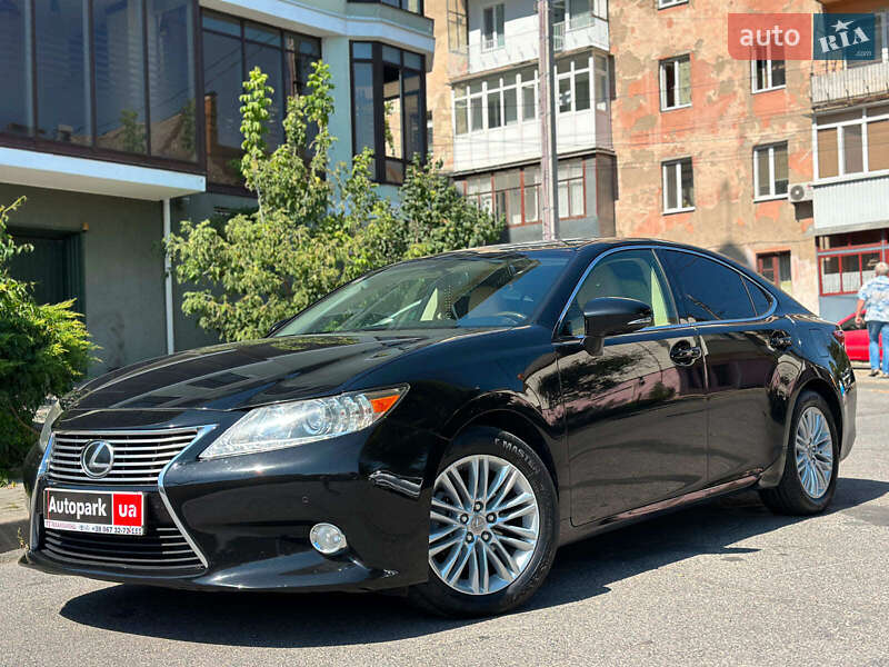 Седан Lexus ES 2013 в Вінниці