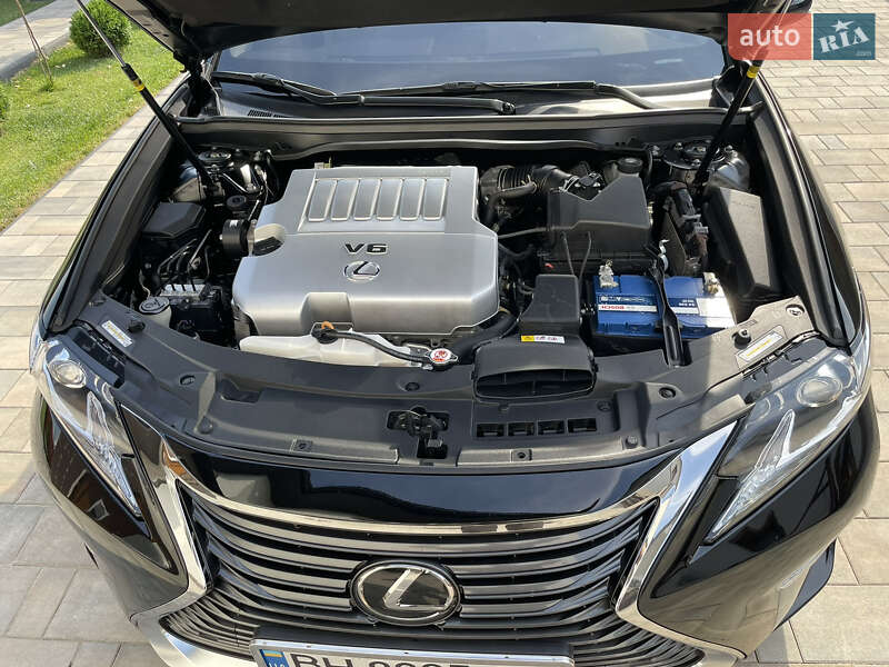 Седан Lexus ES 2018 в Одессе