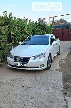 Седан Lexus ES 2011 в Одесі