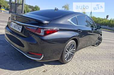 Седан Lexus ES 2023 в Белой Церкви