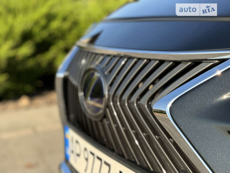 Седан Lexus ES 2019 в Днепре