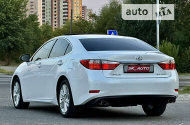 Седан Lexus ES 2014 в Києві