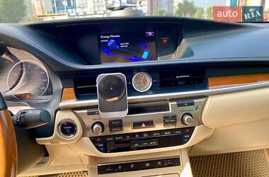 Седан Lexus ES 2013 в Черкассах