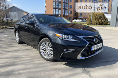 Седан Lexus ES 2017 в Кам'янець-Подільському