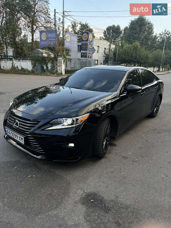 Lexus ES 2016