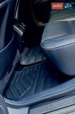 Седан Lexus ES 2013 в 