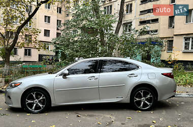 Седан Lexus ES 2012 в Одесі