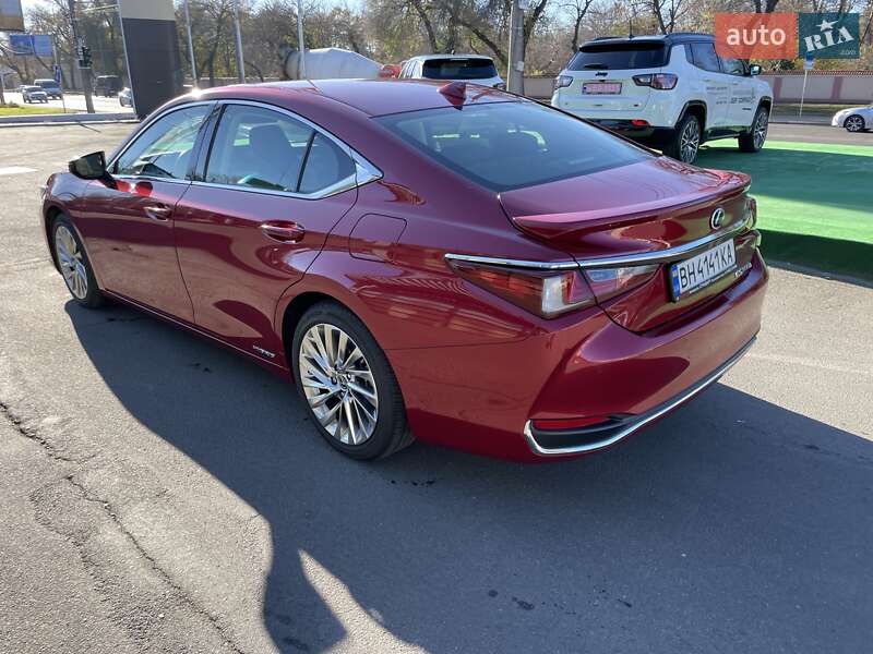 Седан Lexus ES 2018 в Одессе