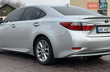 Седан Lexus ES 2012 в Дніпрі