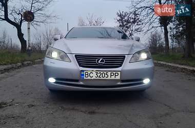 Седан Lexus ES 2006 в Червонограде