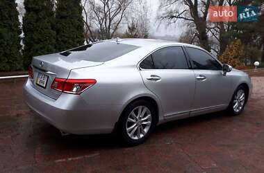 Седан Lexus ES 2011 в Черкасах