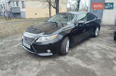 Седан Lexus ES 2014 в Києві