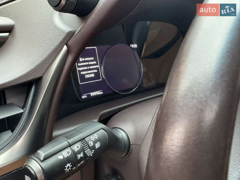 Седан Lexus ES 2018 в Киеве фото 18 Седан Lexus ES 2018 в Киеве