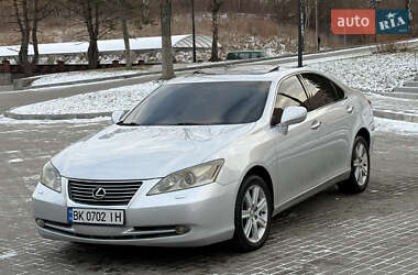 Седан Lexus ES 2007 в Ровно