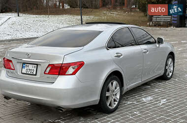 Седан Lexus ES 2007 в Ровно