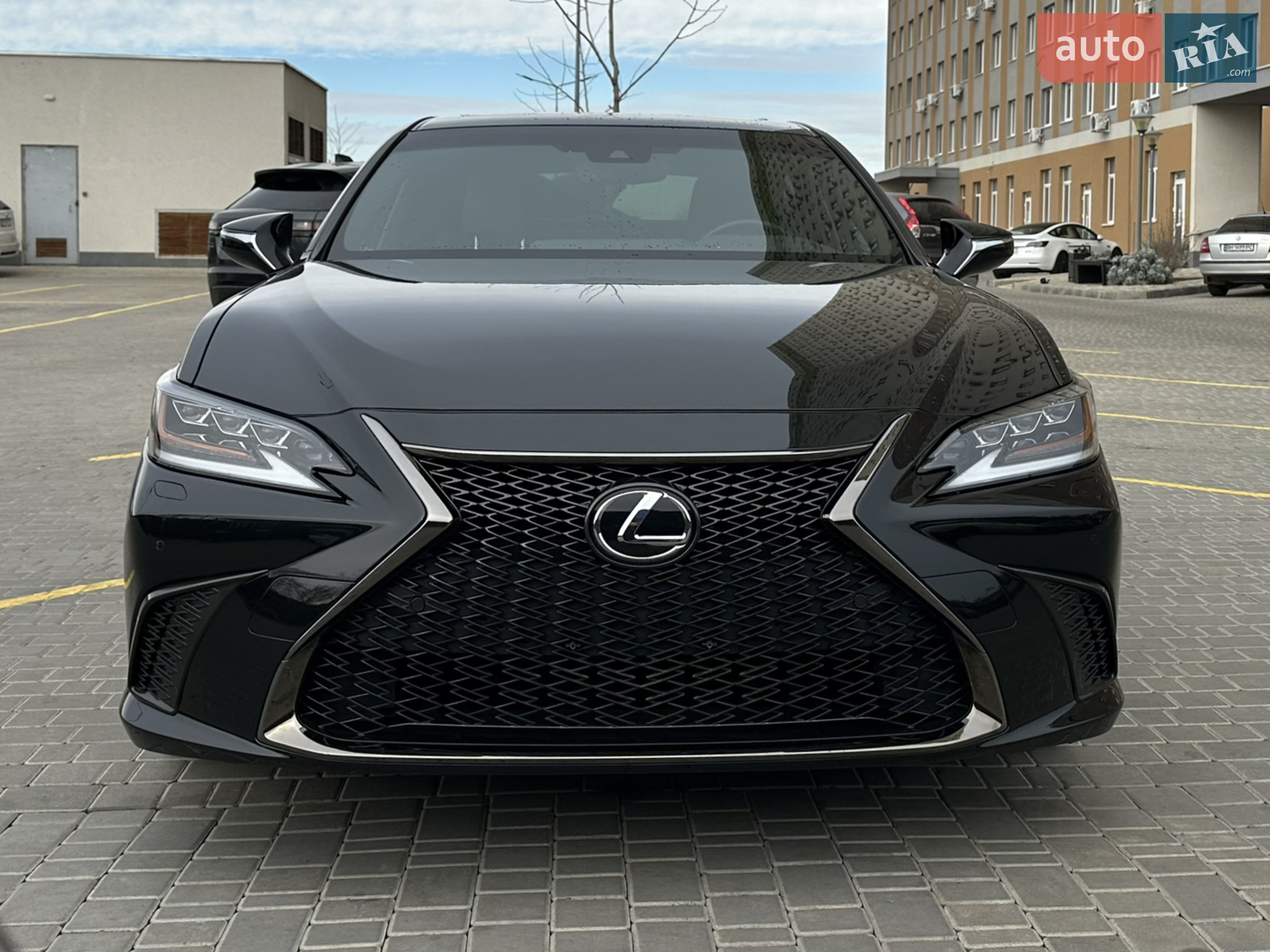 2019 Lexus ES - мініатюра 2