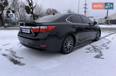 Седан Lexus ES 2014 в Києві