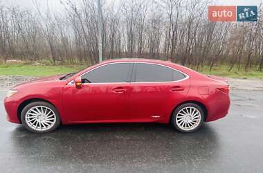 Седан Lexus ES 2014 в Києві