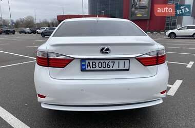 Седан Lexus ES 2013 в Києві