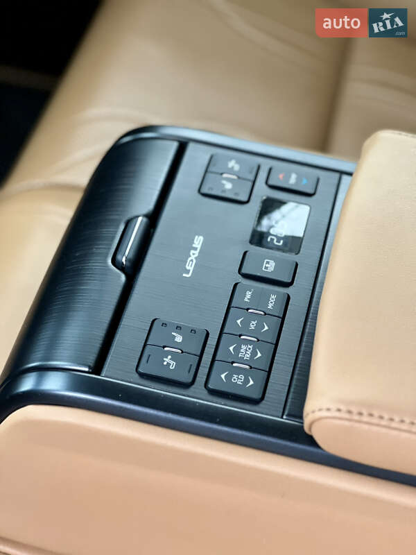 Седан Lexus ES 2018 в Києві