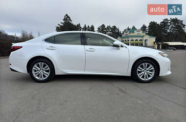 Седан Lexus ES 2013 в Умани