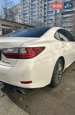 Седан Lexus ES 2018 в Днепре