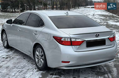 Седан Lexus ES 2012 в Днепре