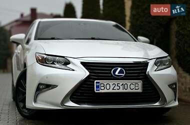 Седан Lexus ES 2017 в 