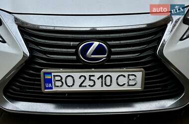 Седан Lexus ES 2017 в 
