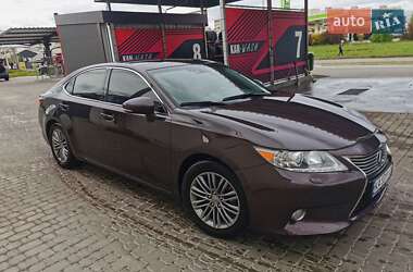 Седан Lexus ES 2012 в Белой Церкви