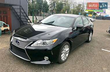 Седан Lexus ES 2013 в Киеве