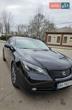 Седан Lexus ES 2008 в Кілії