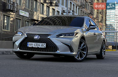 Седан Lexus ES 2019 в Одесі
