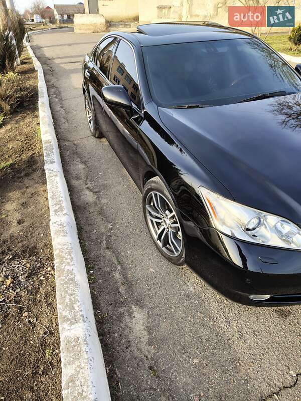 Седан Lexus ES 2007 в Доброславе