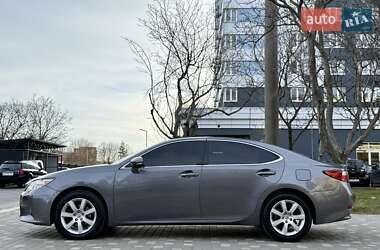 Седан Lexus ES 2013 в Одесі