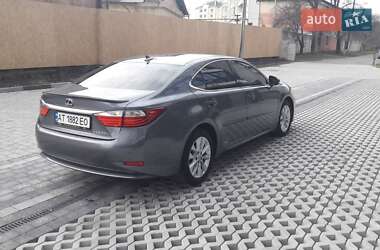 Седан Lexus ES 2014 в Івано-Франківську