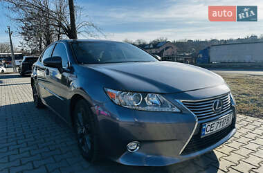 Седан Lexus ES 2013 в Чернівцях