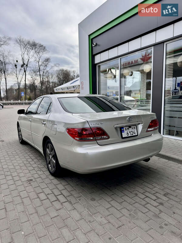 Седан Lexus ES 2005 в Киеве