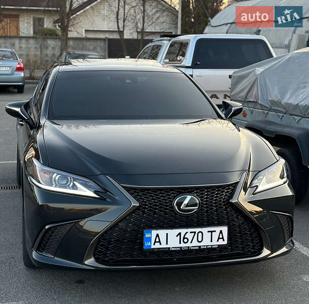 Lexus ES 2023