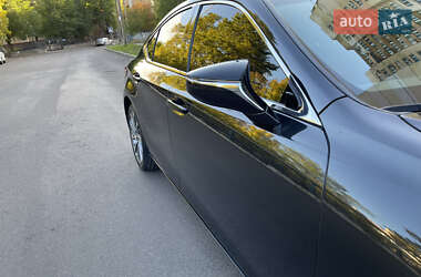 Седан Lexus ES 2019 в 