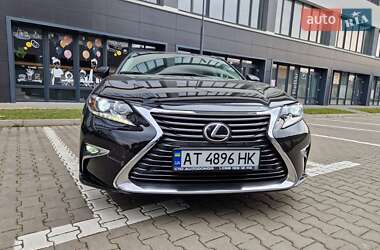Седан Lexus ES 2016 в 