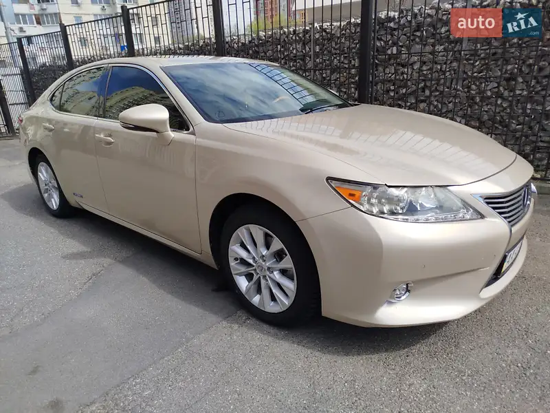 Lexus ES 2015