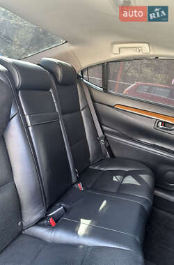 Седан Lexus ES 2012 в 