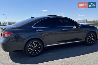 Седан Lexus ES 2011 в 