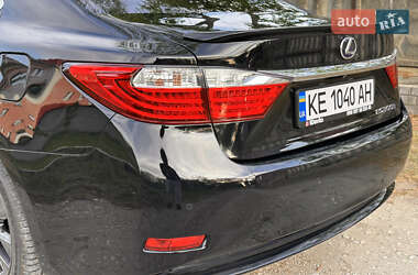Седан Lexus ES 2012 в 