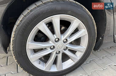 Седан Lexus ES 2010 в 
